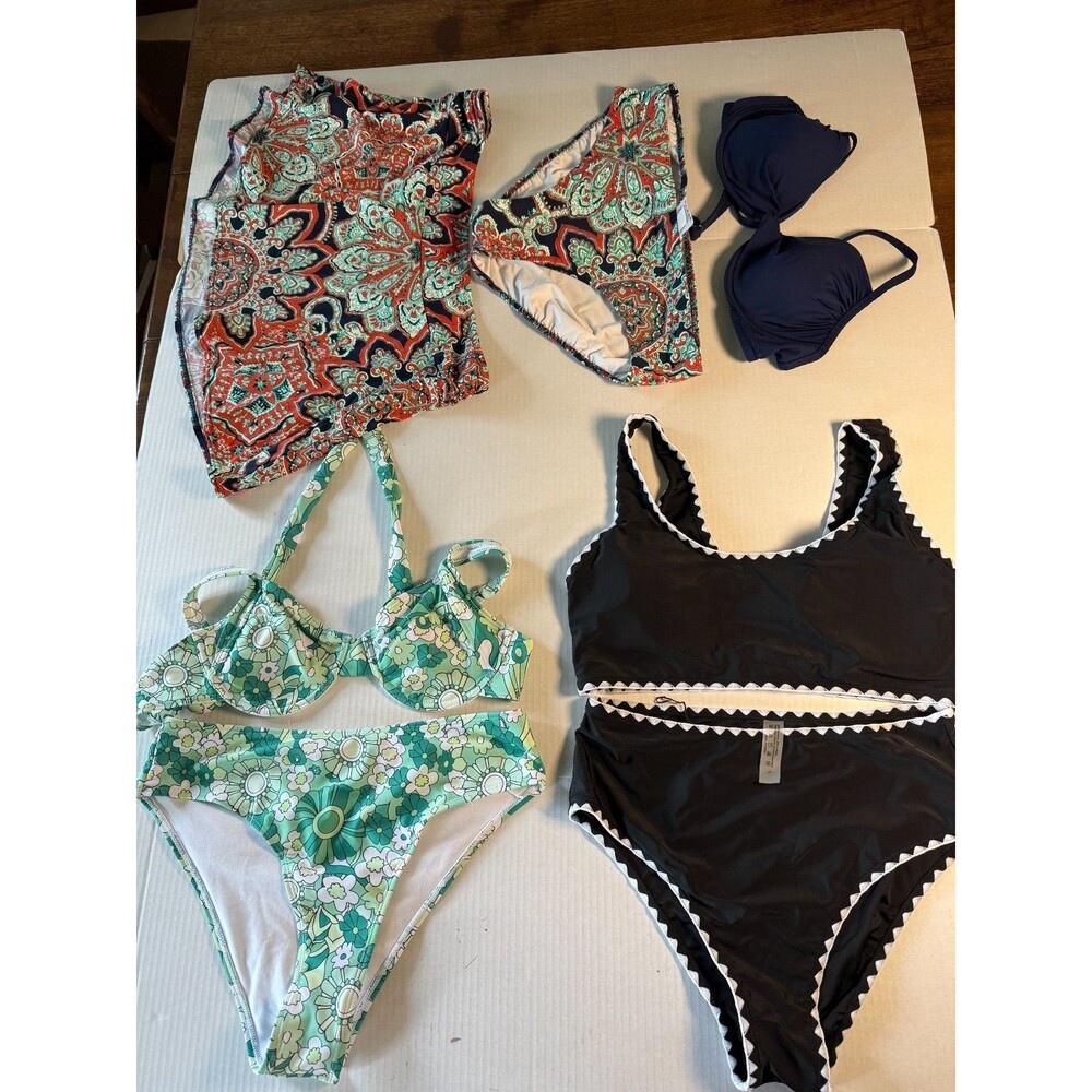 Womens Swimsuit 7 Piece Lot Size Large 2-Piece Sets Land's End 3 piece and mixed